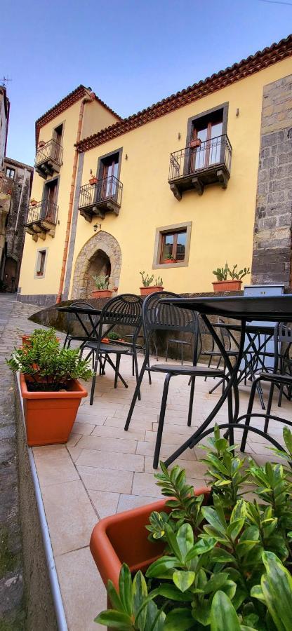 Hotel Federico II Castiglione De Sicilia Exterior photo