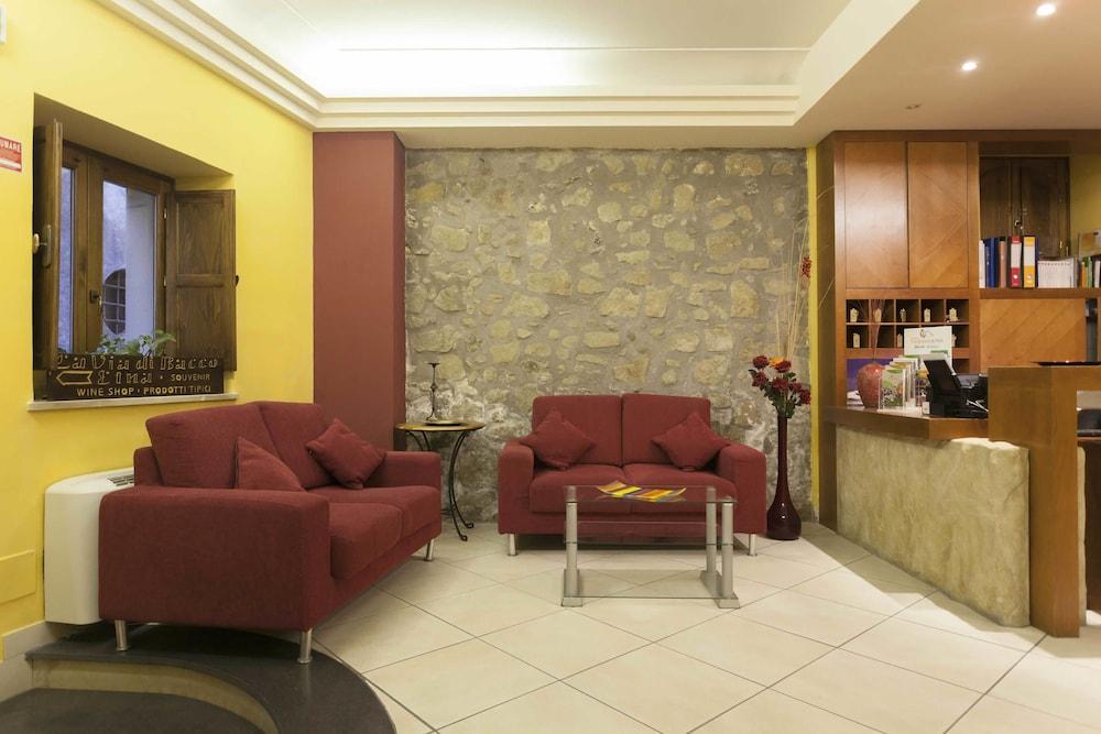 Hotel Federico II Castiglione De Sicilia Exterior photo