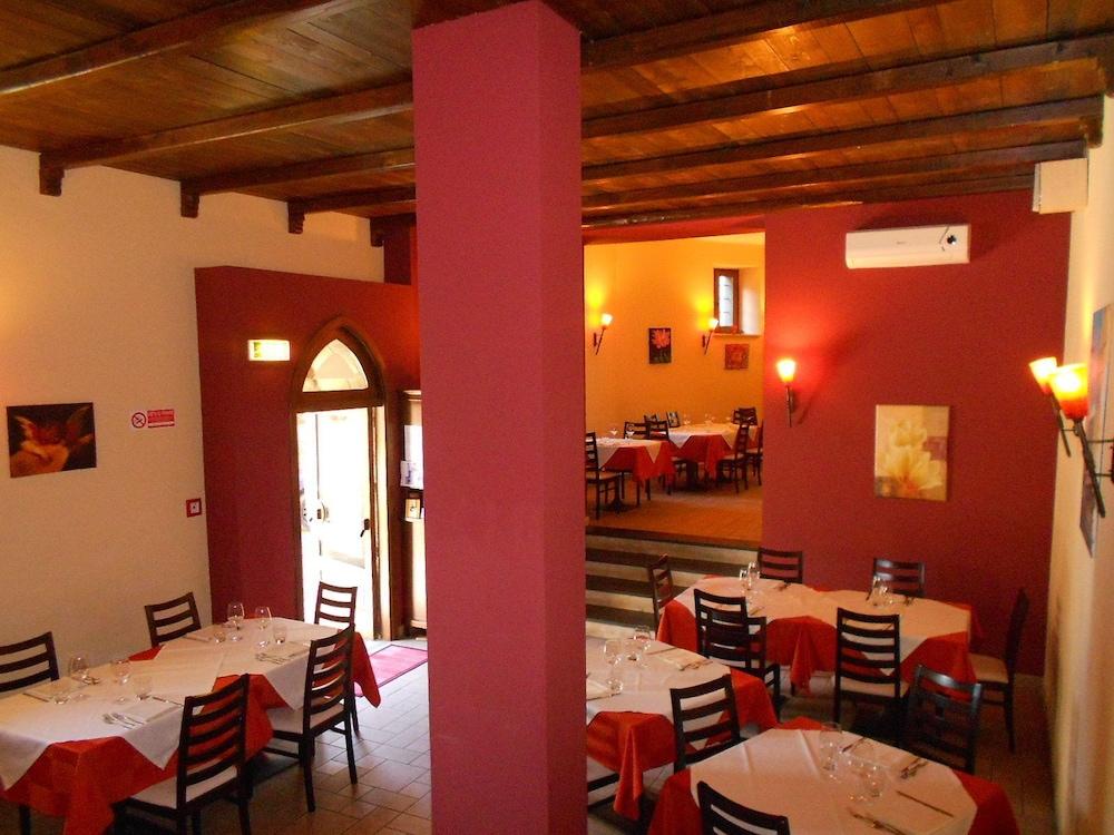 Hotel Federico II Castiglione De Sicilia Exterior photo
