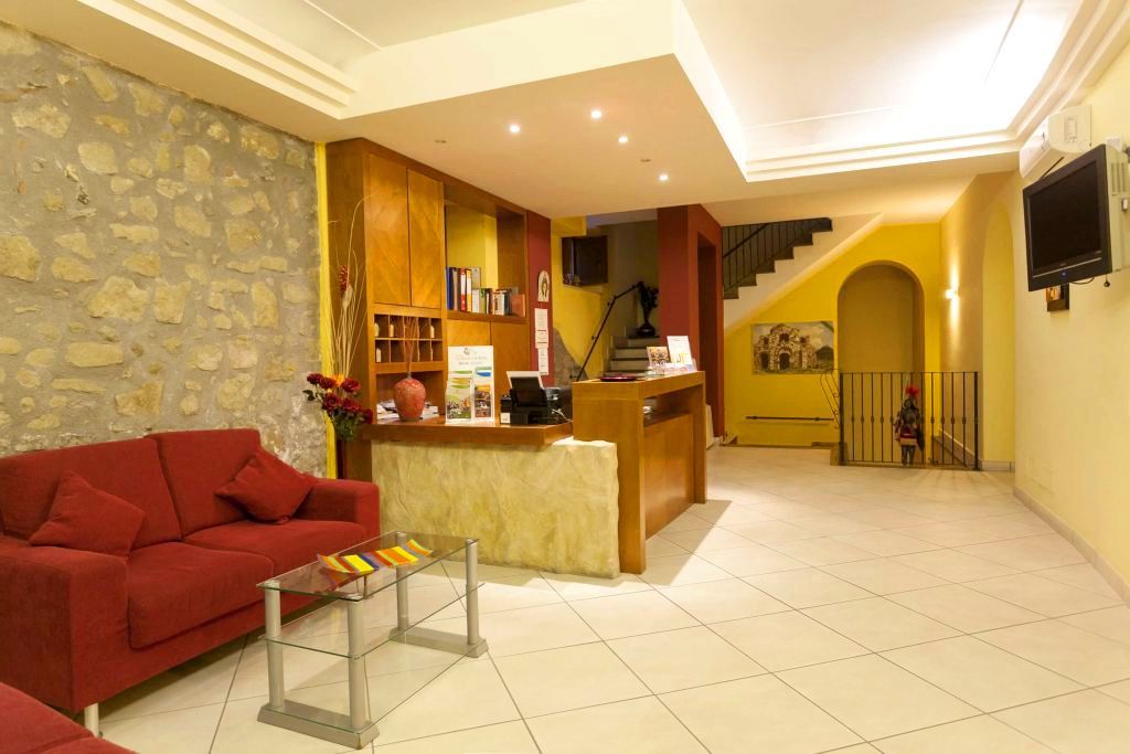 Hotel Federico II Castiglione De Sicilia Exterior photo